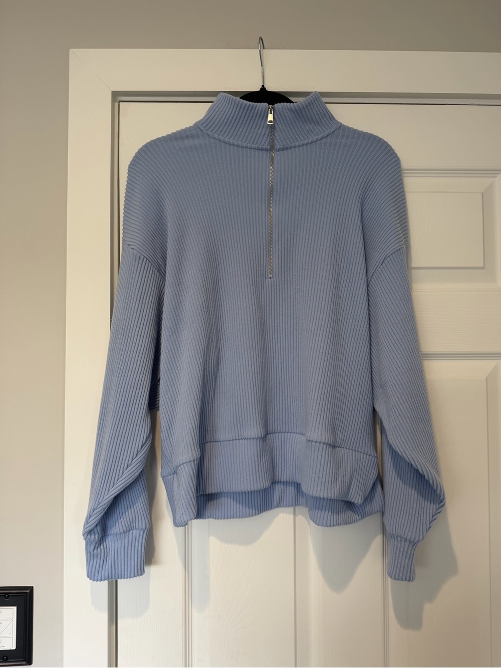 Auth. ✅ Abercrombie & Fitch Quarter Zip in “Blue/Purple” in Size Small/Medium 💙💜